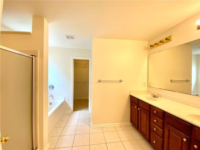 1113 Overview Drive, Lawrenceville, GA 30044