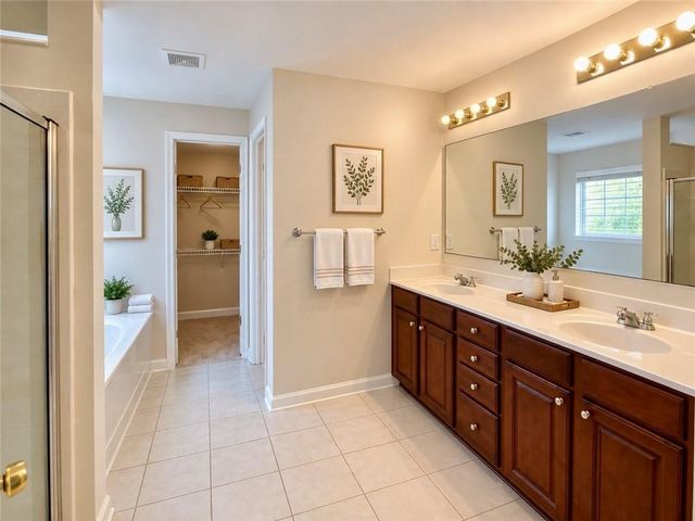 1113 Overview Drive, Lawrenceville, GA 30044