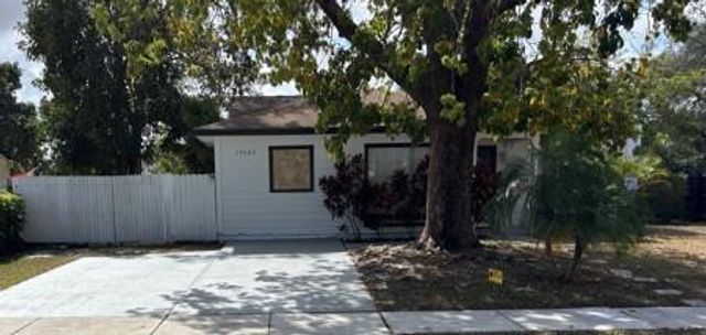 10682 Fascination Lane, Royal Palm Beach, FL 33411