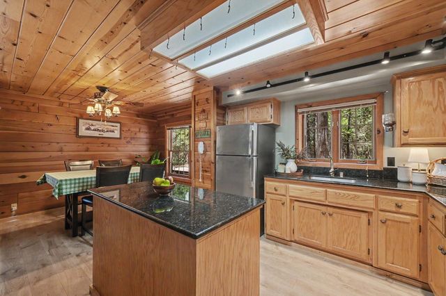 19720 Bear Ct, Volcano, CA 95689