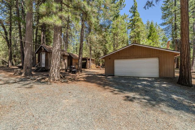 19720 Bear Ct, Volcano, CA 95689