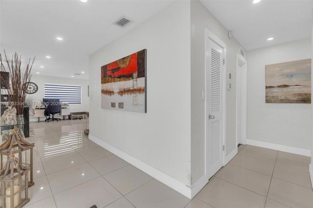 12225 SW 42nd St, Miami, FL 33175