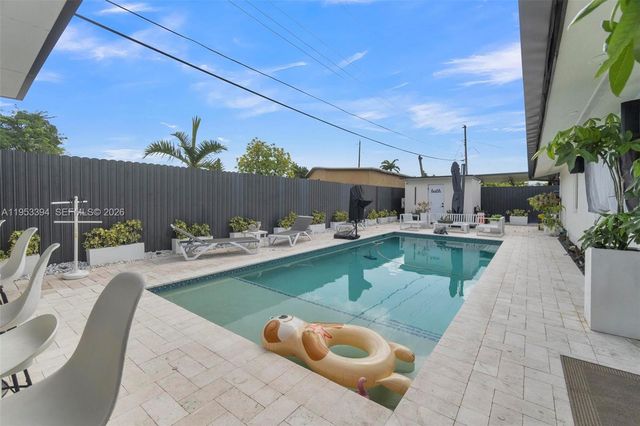 12225 SW 42nd St, Miami, FL 33175