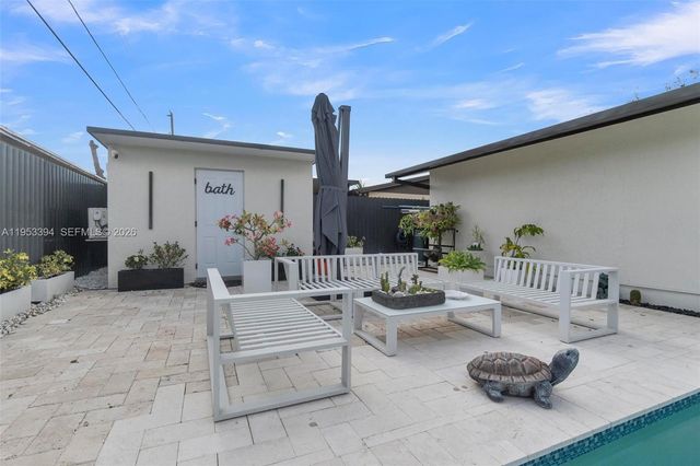 12225 SW 42nd St, Miami, FL 33175