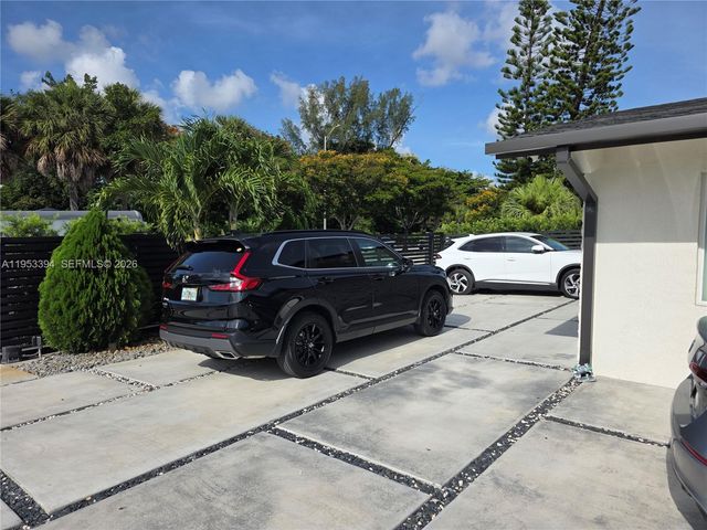 12225 SW 42nd St, Miami, FL 33175