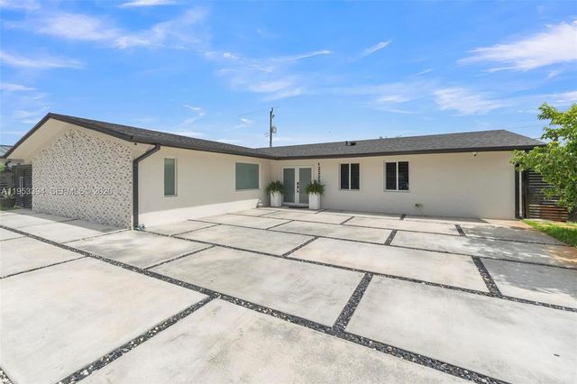 12225 SW 42nd St, Miami, FL 33175