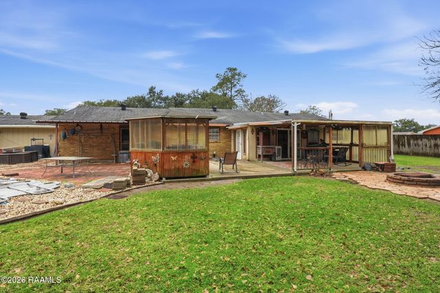 107 Habetz Loop, Rayne, LA 70578