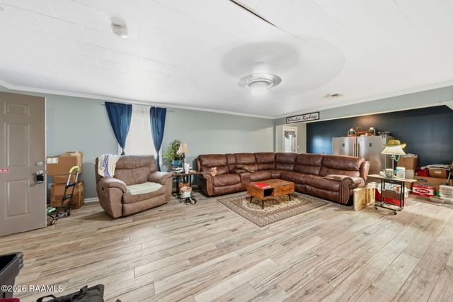 107 Habetz Loop, Rayne, LA 70578