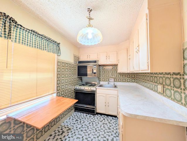 409 CARLISLE AVE, Prospect Park, PA 19076
