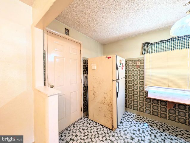 409 CARLISLE AVE, Prospect Park, PA 19076