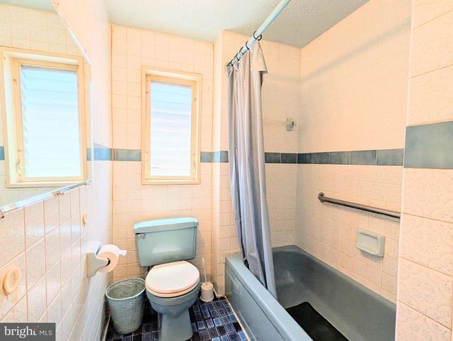 409 CARLISLE AVE, Prospect Park, PA 19076