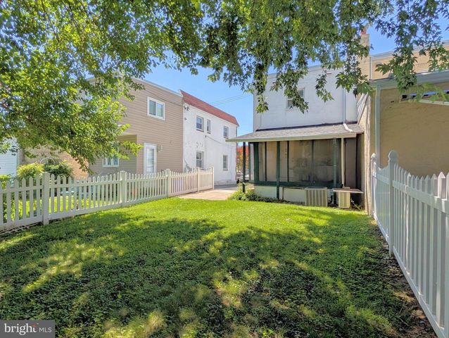 409 CARLISLE AVE, Prospect Park, PA 19076