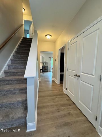 7 Huntington Way, Ballston Spa, NY 12020
