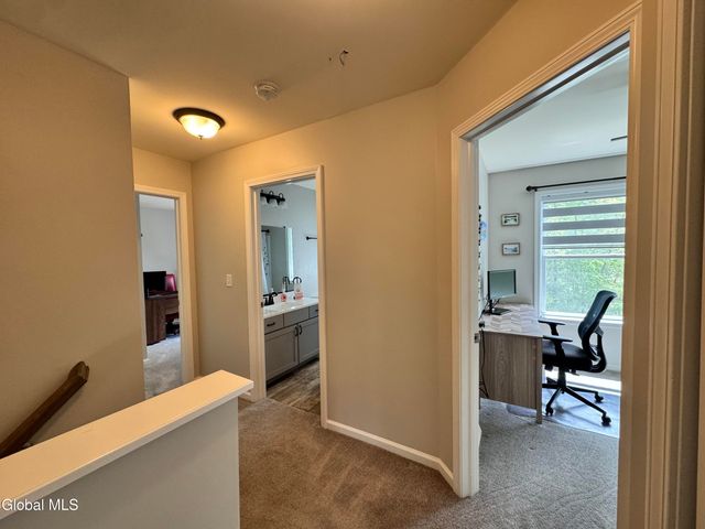 7 Huntington Way, Ballston Spa, NY 12020