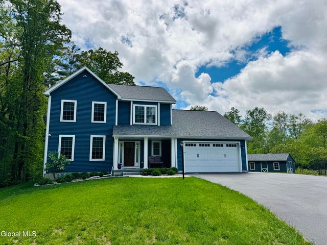 7 Huntington Way, Ballston Spa, NY 12020
