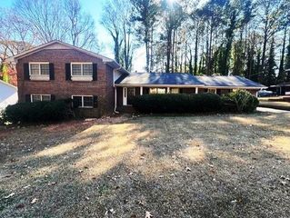 2944 Cherry Blossom Lane, Atlanta, GA 30344