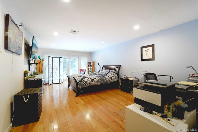 12 Chippewa Court, Suffern, NY 10901