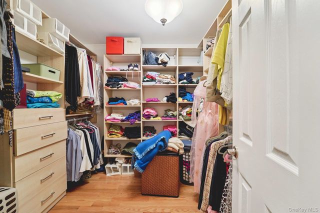 12 Chippewa Court, Suffern, NY 10901