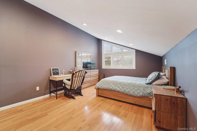 12 Chippewa Court, Suffern, NY 10901