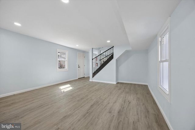 6 W GRIFFITH ST, Penns Grove, NJ 08069