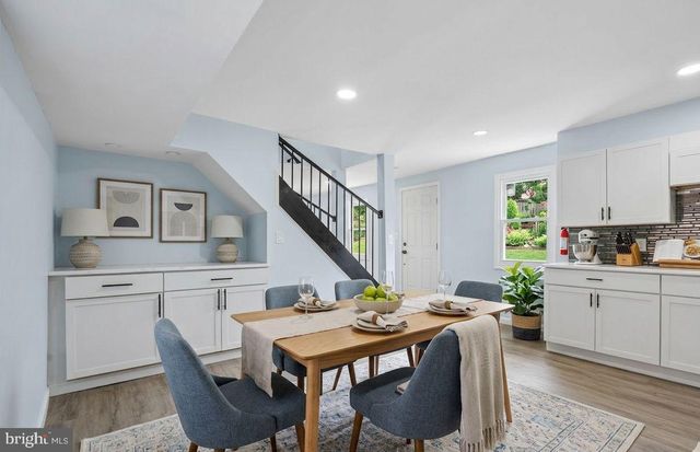 6 W GRIFFITH ST, Penns Grove, NJ 08069