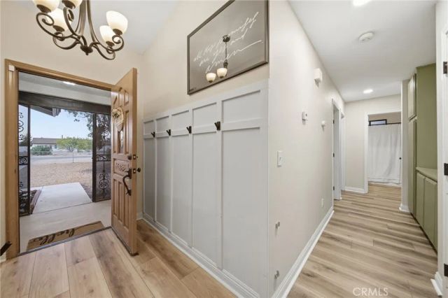 21185 Wren Street, Apple Valley, CA 92308