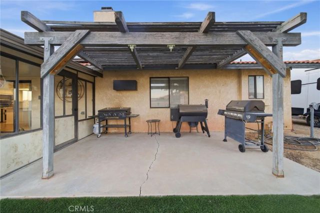 21185 Wren Street, Apple Valley, CA 92308