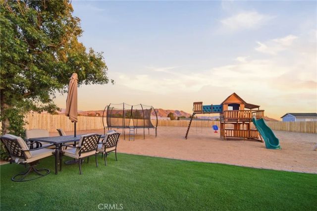 21185 Wren Street, Apple Valley, CA 92308