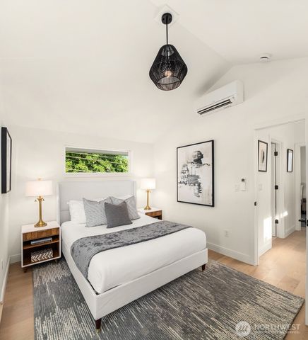 9010 5th Avenue S, Seattle, WA 98108