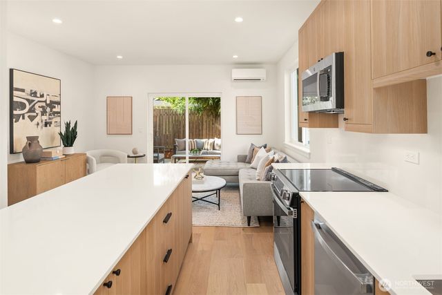 9010 5th Avenue S, Seattle, WA 98108