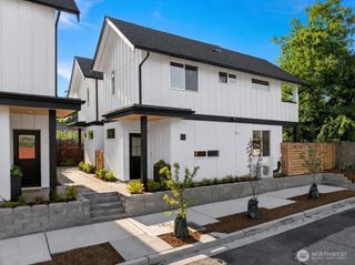 9010 5th Avenue S, Seattle, WA 98108