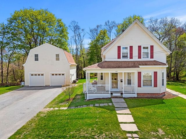 37 Lakeview St, Whitman, MA 02382