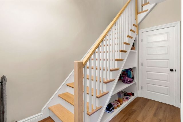 37 Lakeview St, Whitman, MA 02382