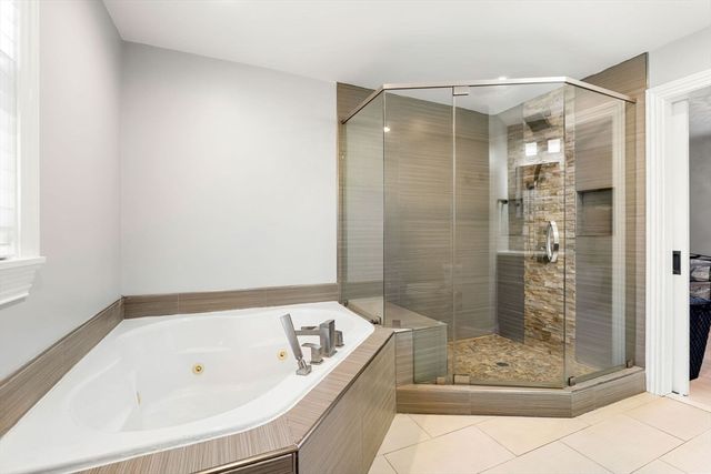 37 Lakeview St, Whitman, MA 02382