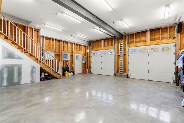 37 Lakeview St, Whitman, MA 02382