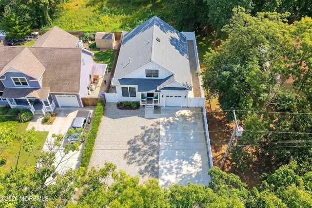 242 16th Avenue, Brick, NJ 08724