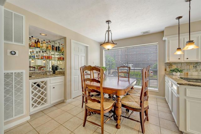 15110 Greenleaf Lane, Houston, TX 77062