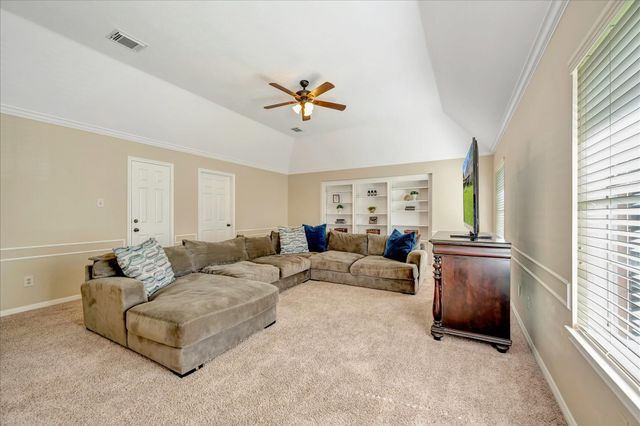 15110 Greenleaf Lane, Houston, TX 77062