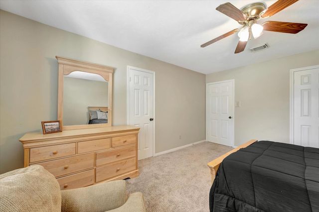 15110 Greenleaf Lane, Houston, TX 77062