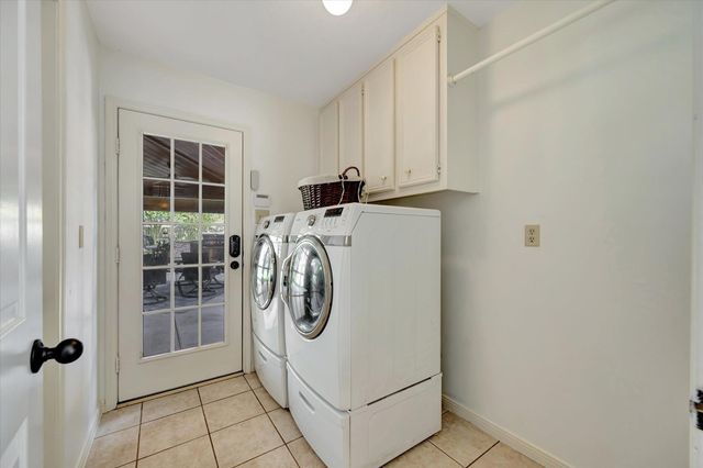 15110 Greenleaf Lane, Houston, TX 77062
