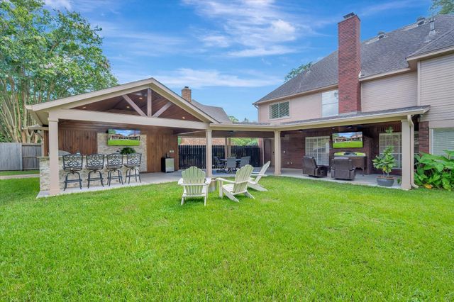 15110 Greenleaf Lane, Houston, TX 77062