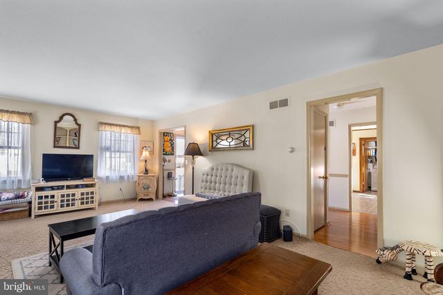 212 FRIENDSHIP RD, Elkton, MD 21921