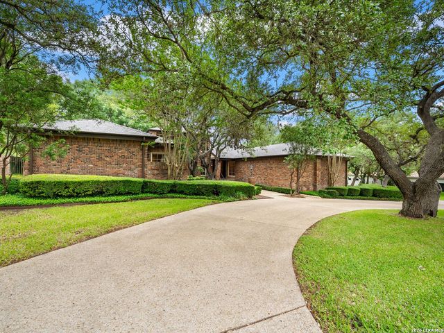 16 Galleria Drive, San Antonio, TX 78257