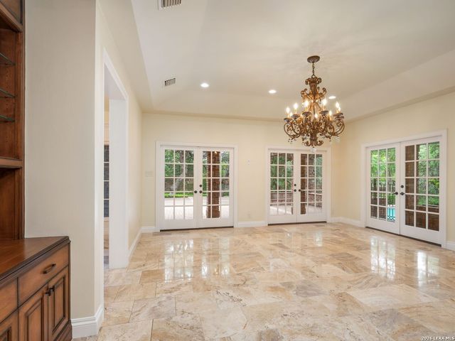 16 Galleria Drive, San Antonio, TX 78257