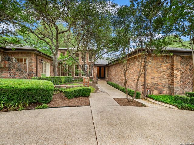 16 Galleria Drive, San Antonio, TX 78257