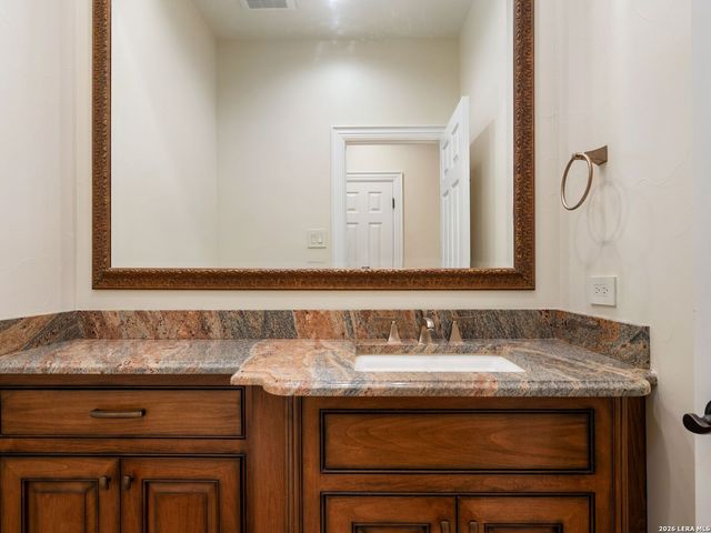 16 Galleria Drive, San Antonio, TX 78257