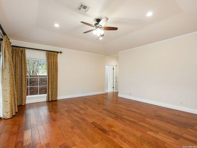 16 Galleria Drive, San Antonio, TX 78257