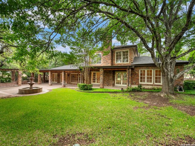 16 Galleria Drive, San Antonio, TX 78257