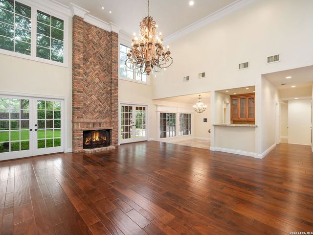 16 Galleria Drive, San Antonio, TX 78257