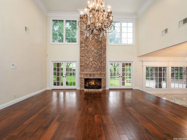 16 Galleria Drive, San Antonio, TX 78257
